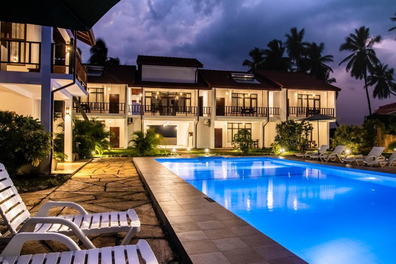 Green Parrot Beach Resort Tangalle Esterno foto