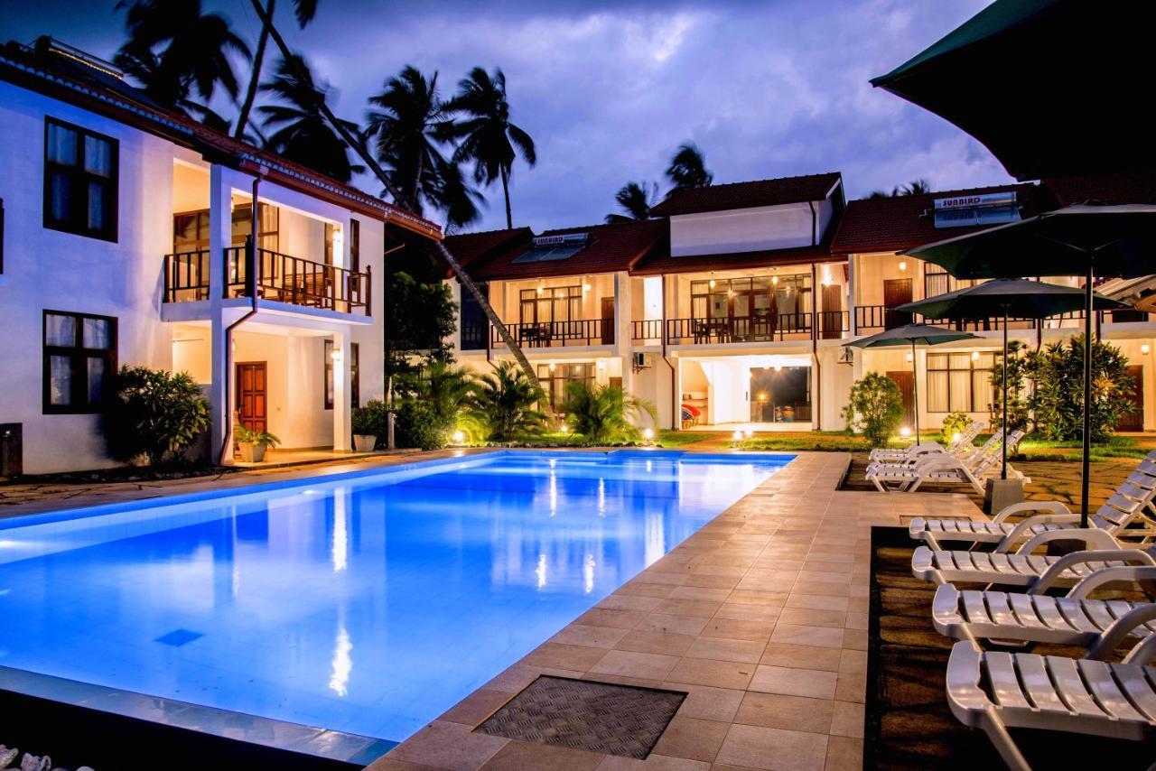 Green Parrot Beach Resort Tangalle Esterno foto