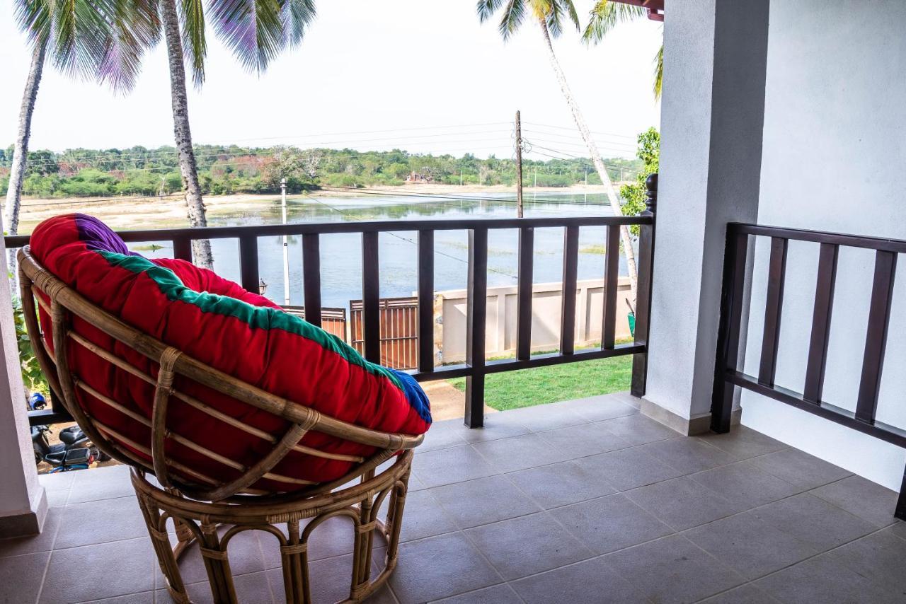 Green Parrot Beach Resort Tangalle Esterno foto